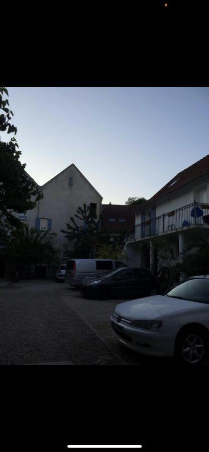 Apartment Dans Uns Corps De Ferme Follainville-Dennemont